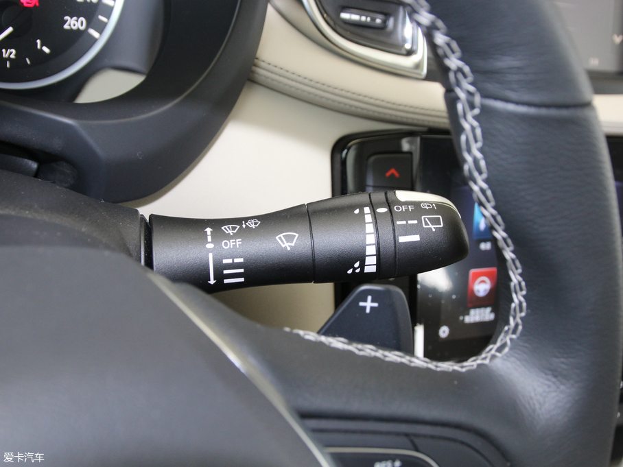 2018ӢQX50 2.0T ݼӢ