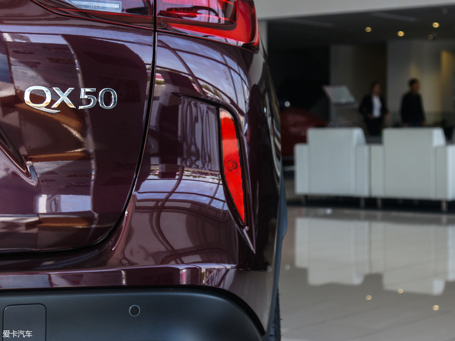 2018ӢQX50 2.0T (q)ܰ