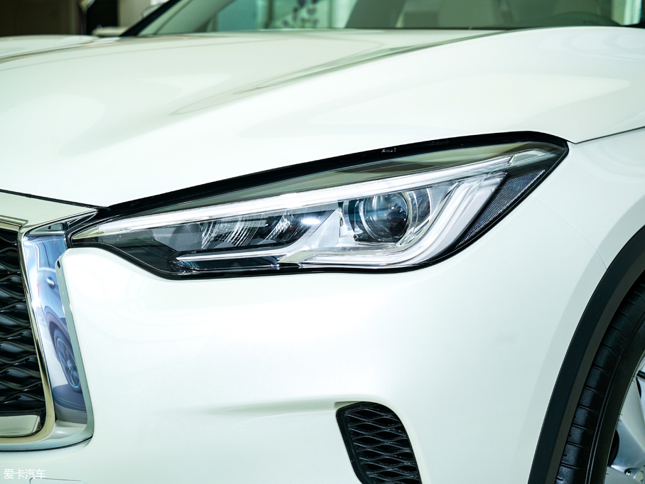 2018ӢQX50 2.0T r(sh)а