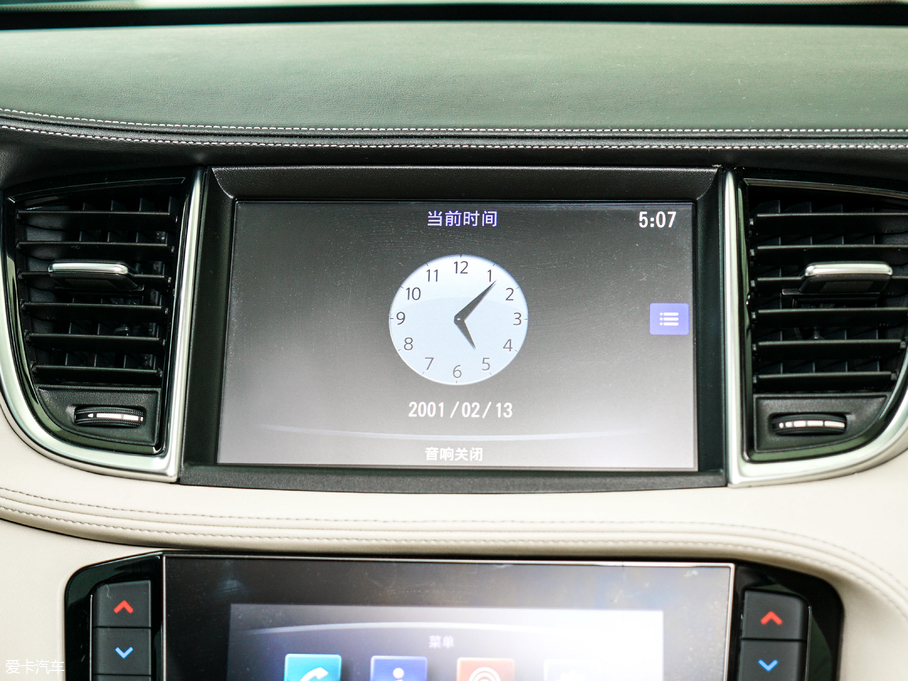 2018ӢQX50 2.0T r(sh)а