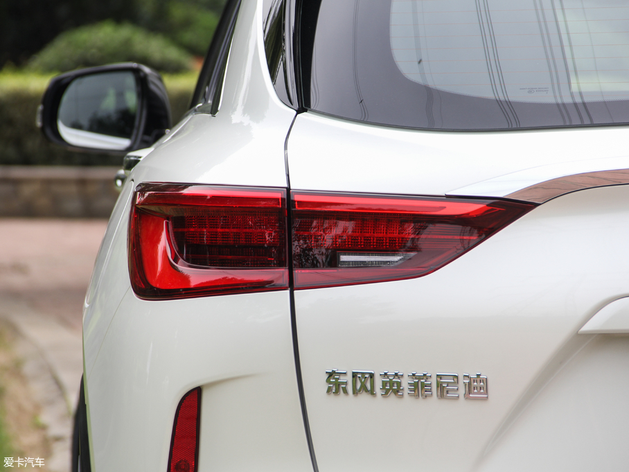 2018ӢQX50 2.0T ݼӢ