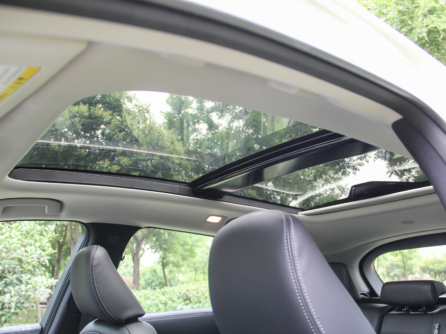 2018ӢQX50 2.0T ݼӢ