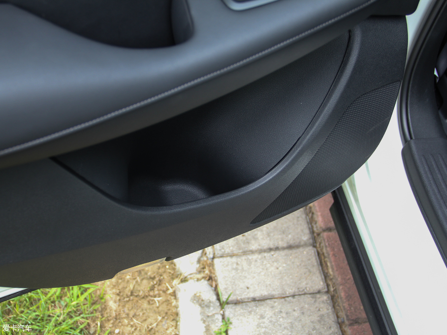 2018ӢQX50 2.0T ݼӢ