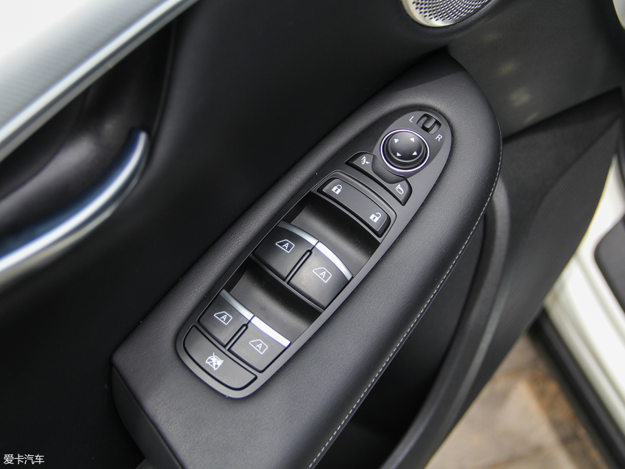 2018ӢQX50 2.0T (q)ݼӢ