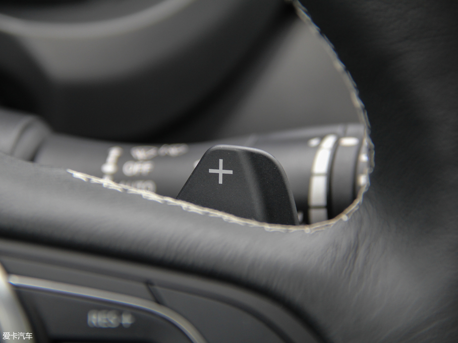 2018ӢQX50 2.0T ݼӢ