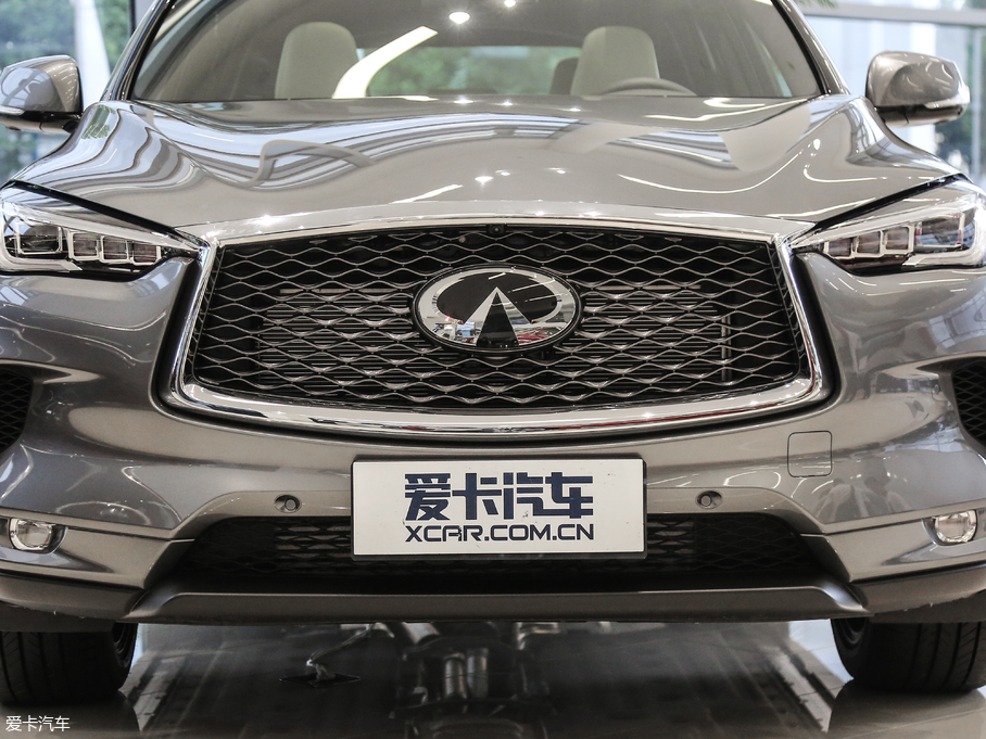 2018ӢQX50 2.0T (q)A