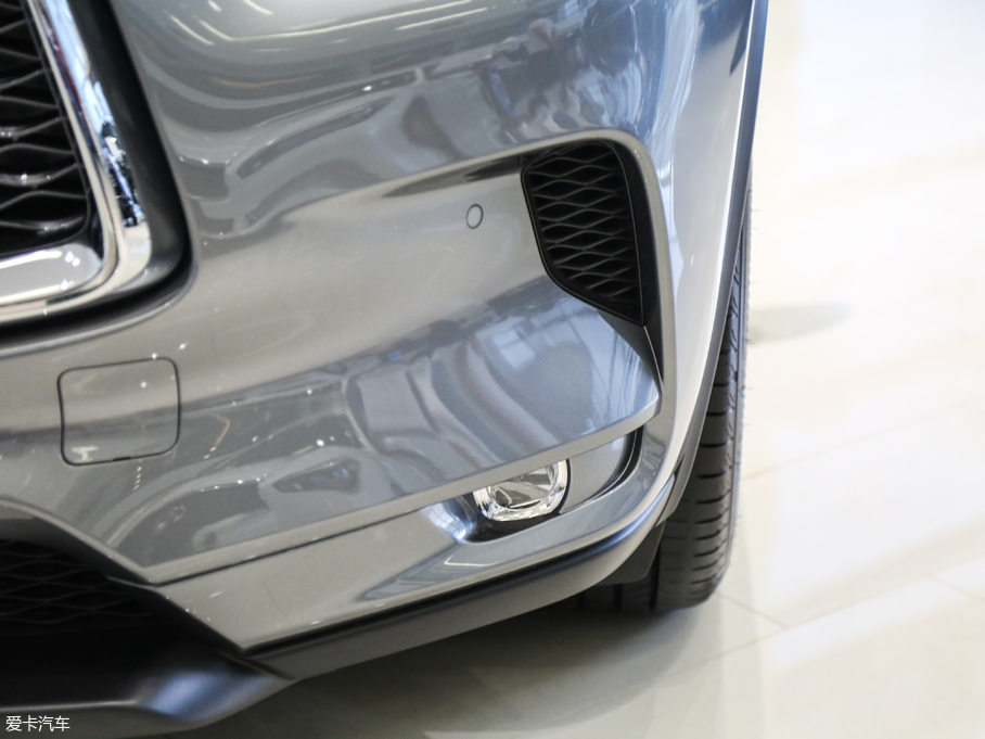 2018ӢQX50 2.0T (q)A