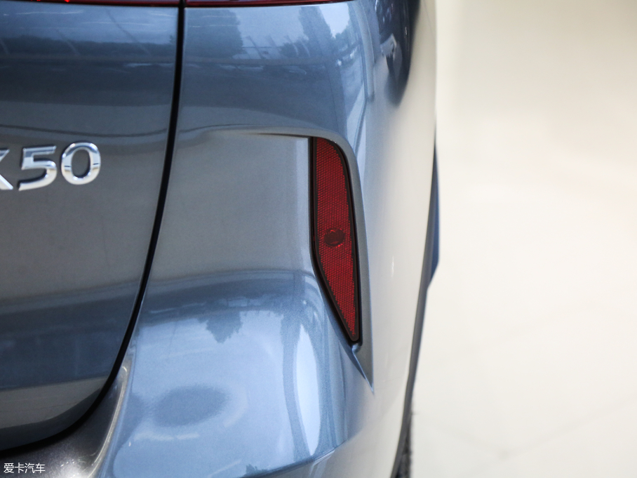 2018ӢQX50 2.0T (q)A