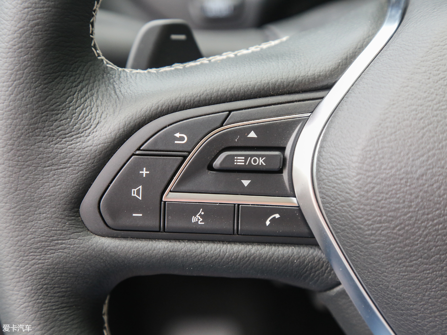 2018ӢQX50 2.0T (q)ܰ