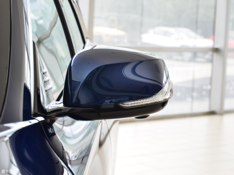 2018ӢQX50 2.0T ݼӢ