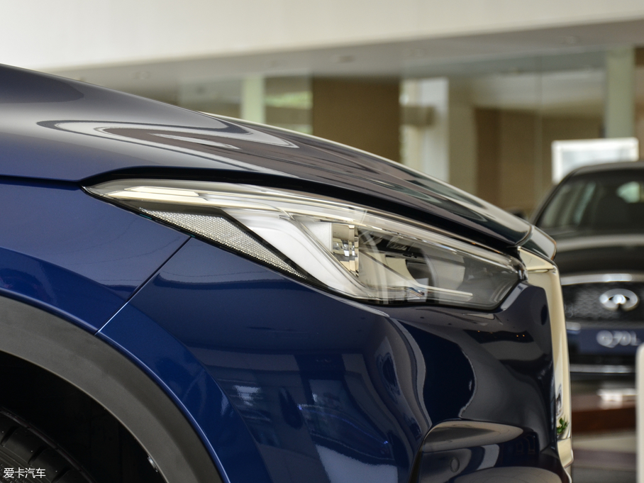 2018ӢQX50 2.0T ݼӢ