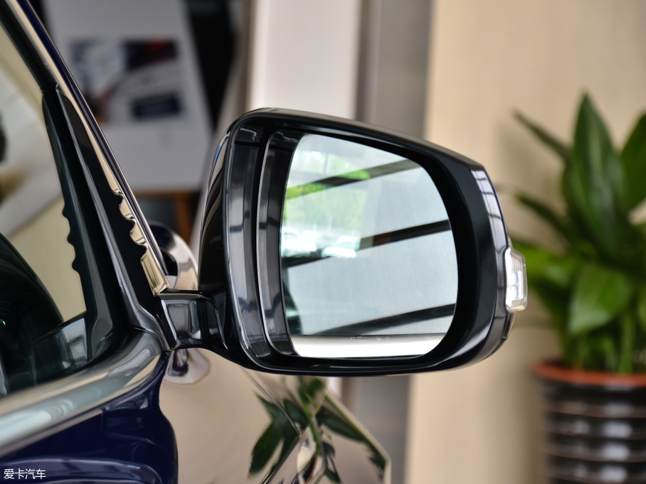 2018ӢQX50 2.0T (q)ݼӢ