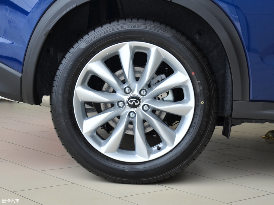 2018ӢQX50 2.0T ݼӢ