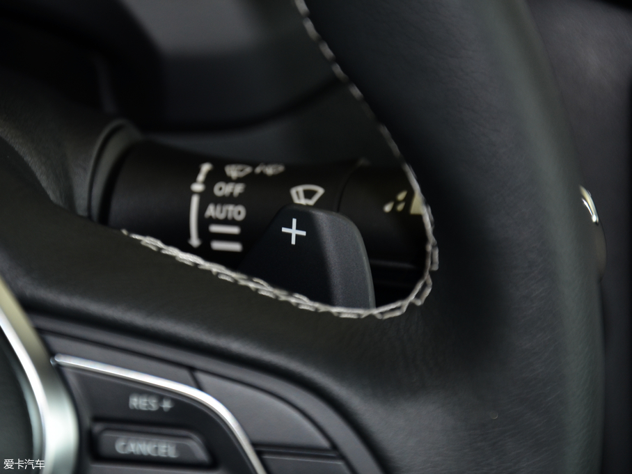 2018ӢQX50 2.0T ݼӢ