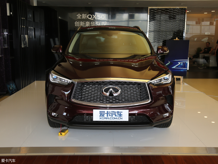 2018ӢQX50 2.0T ݼӢ