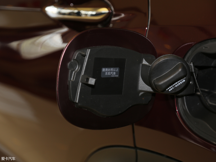 2018ӢQX50 2.0T ݼӢ