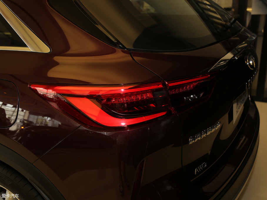 2018ӢQX50 2.0T (q)ݼӢ