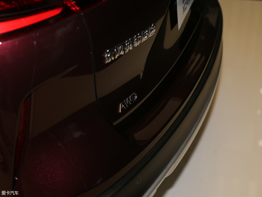 2018ӢQX50 2.0T ݼӢ