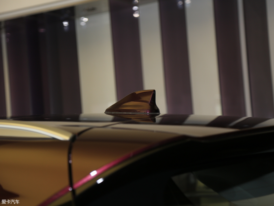 2018ӢQX50 2.0T ݼӢ