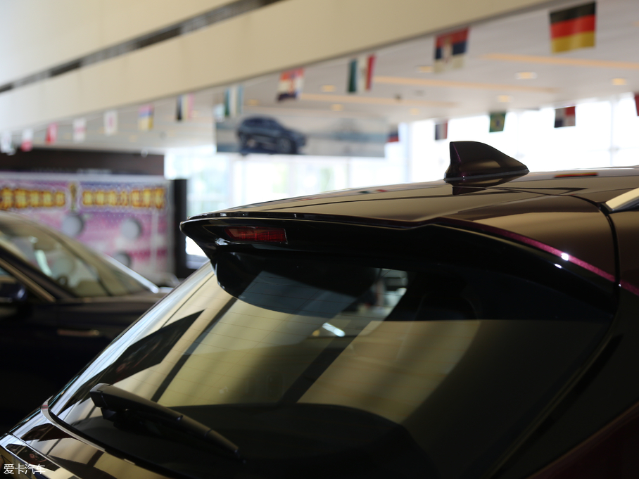 2018ӢQX50 2.0T ݼӢ