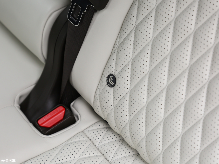 2018ӢQX50 2.0T (q)Ş