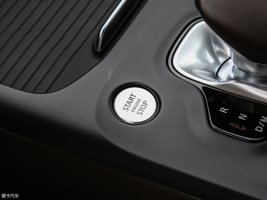 2018ӢQX50 2.0T (q)Ş