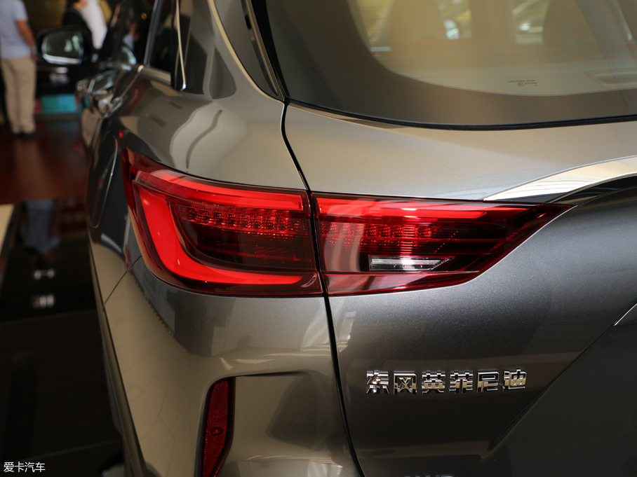 2018ӢQX50 2.0T ݼӢ