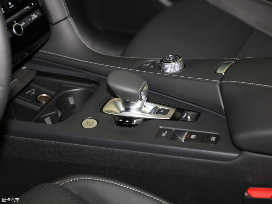 2018ӢQX50 2.0T ݼӢ