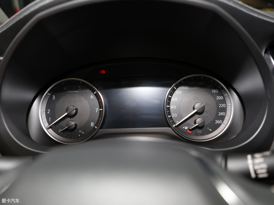 2018ӢQX50 2.0T ݼӢ