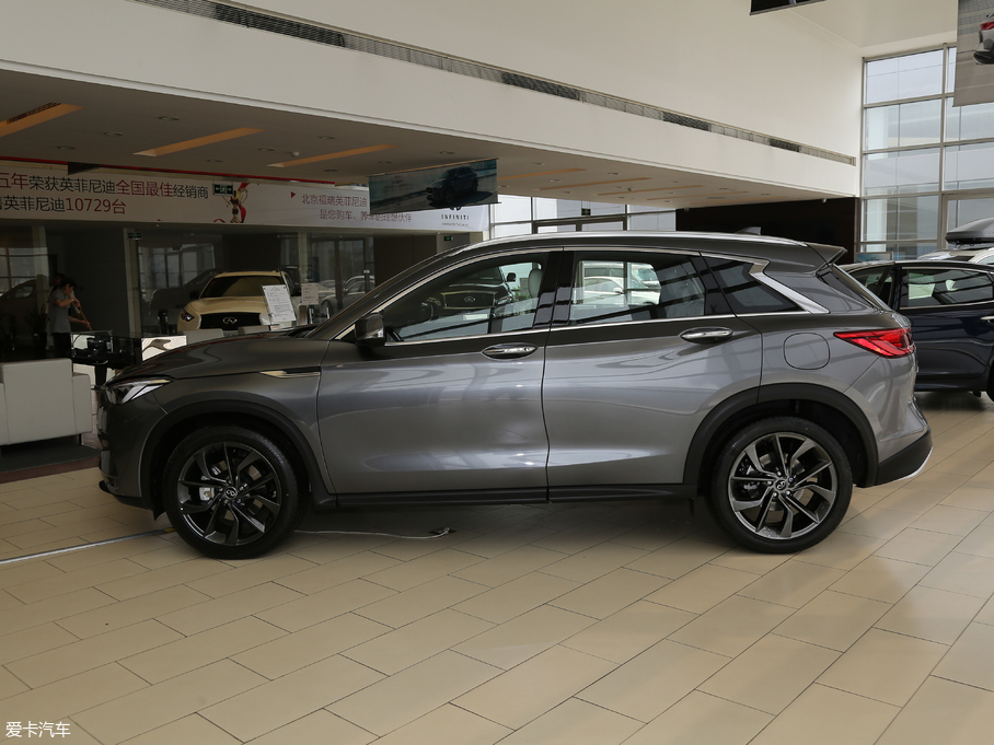 2018ӢQX50 2.0T (q)Ş
