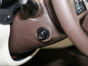 20182.0T (q)A п؅^(q)