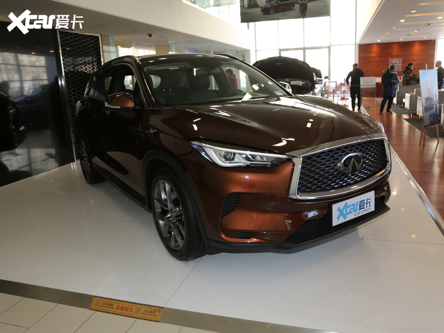 2020ӢQX50 2.0T 