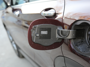 20202.0T 30 (x)(ji)^