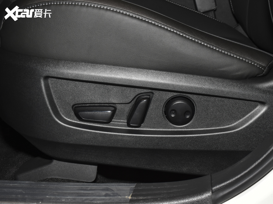 2022ӢQX50 2.0T ݼӢ