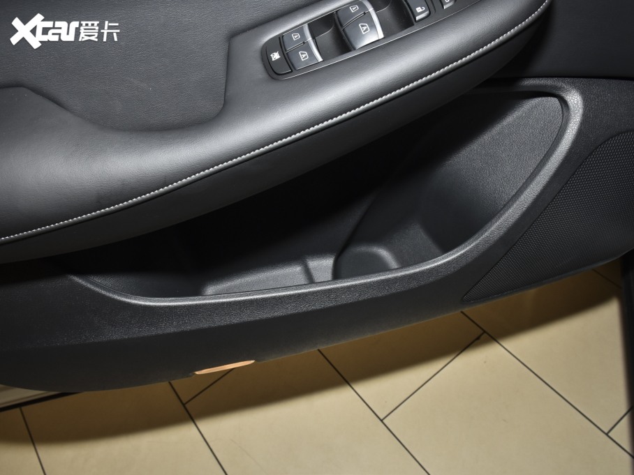 2022ӢQX50 2.0T ݼӢ