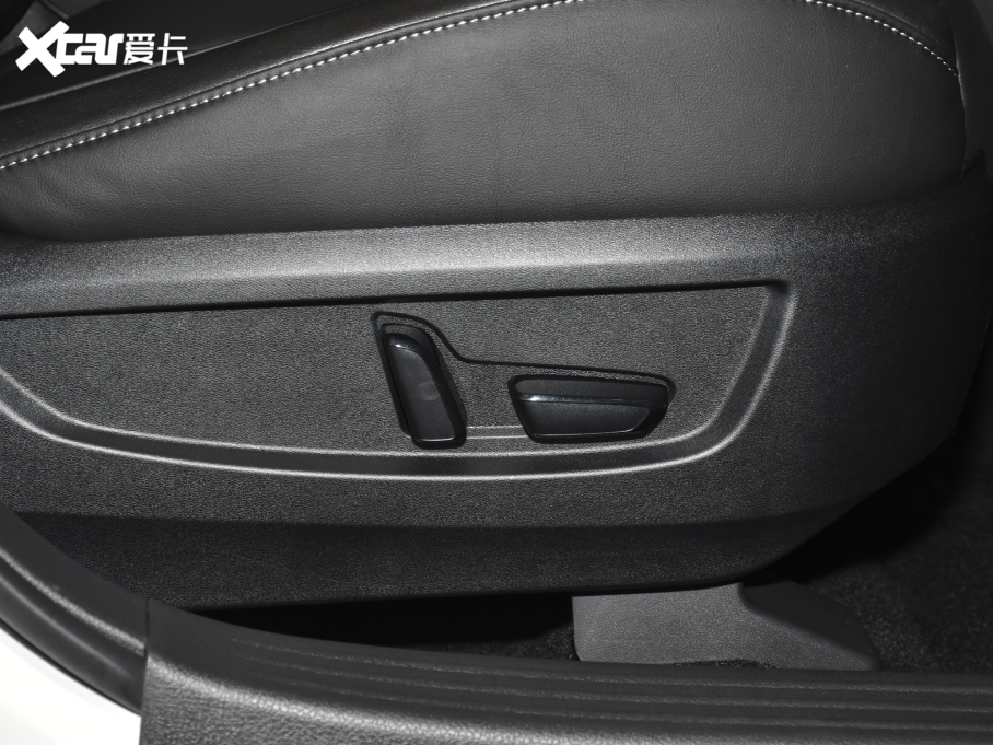 2022ӢQX50 2.0T ݼӢ