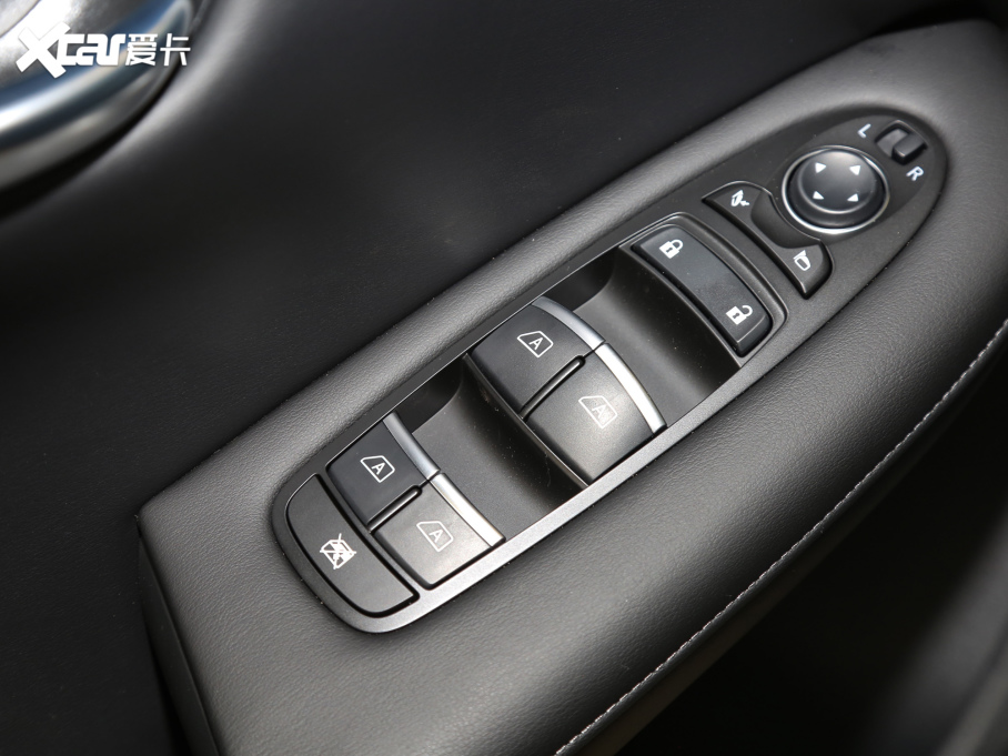 2022ӢQX50 2.0T (q)I(lng)