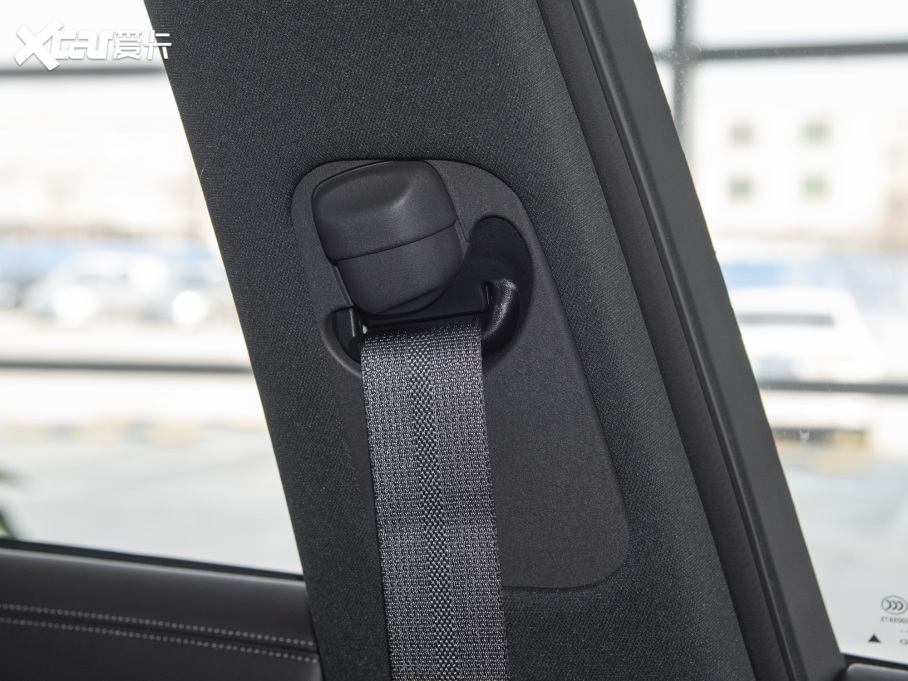 2022ӢQX50 2.0T (q)rа