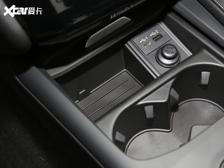 2022ӢQX50 2.0T (q)I(lng)