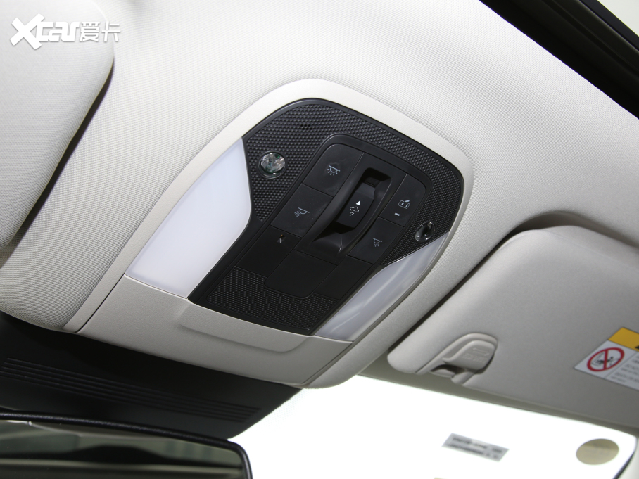 2022ӢQX50 2.0T (q)I(lng)