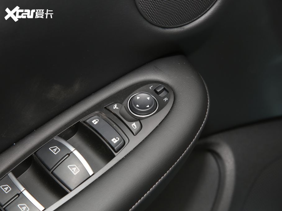 2022ӢQX50 2.0T (q)I(lng)