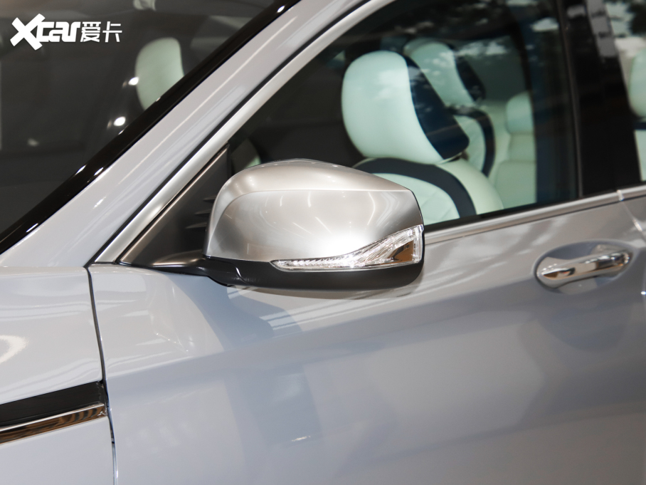 2022ӢQX50 2.0T (q)WAVE