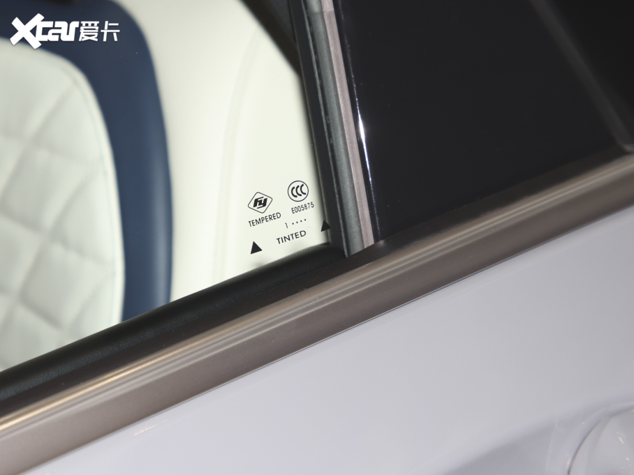 2022ӢQX50 2.0T (q)WAVE