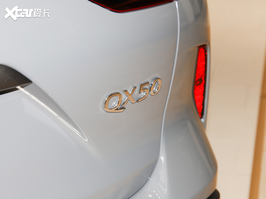 2022ӢQX50 2.0T WAVE