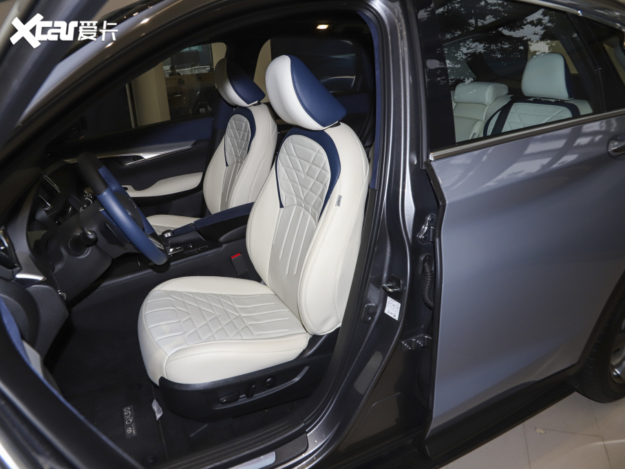 2022ӢQX50 2.0T (q)WAVE