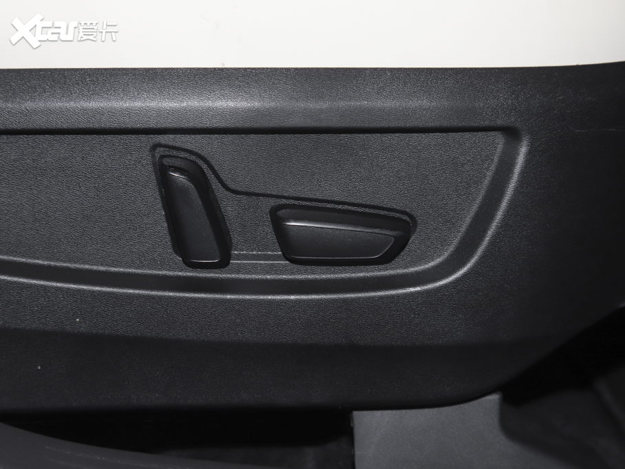 2022ӢQX50 2.0T (q)WAVE