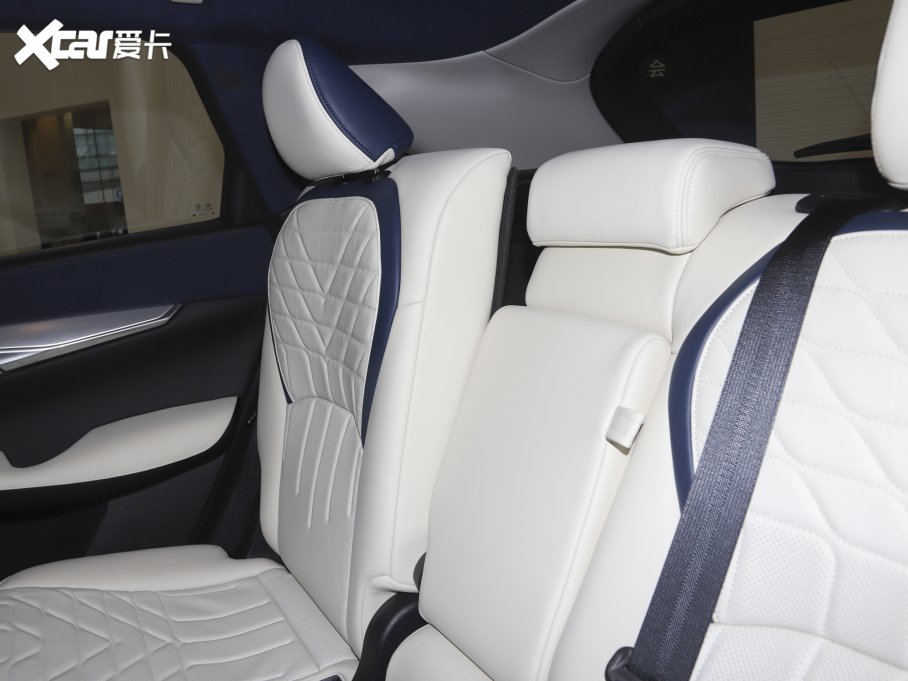 2022ӢQX50 2.0T WAVE