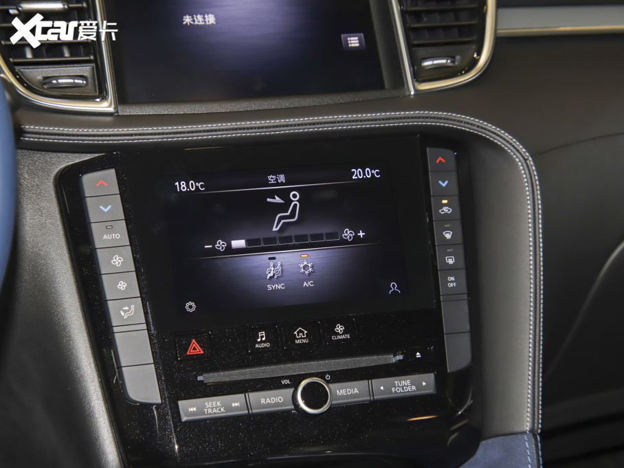 2022ӢQX50 2.0T WAVE