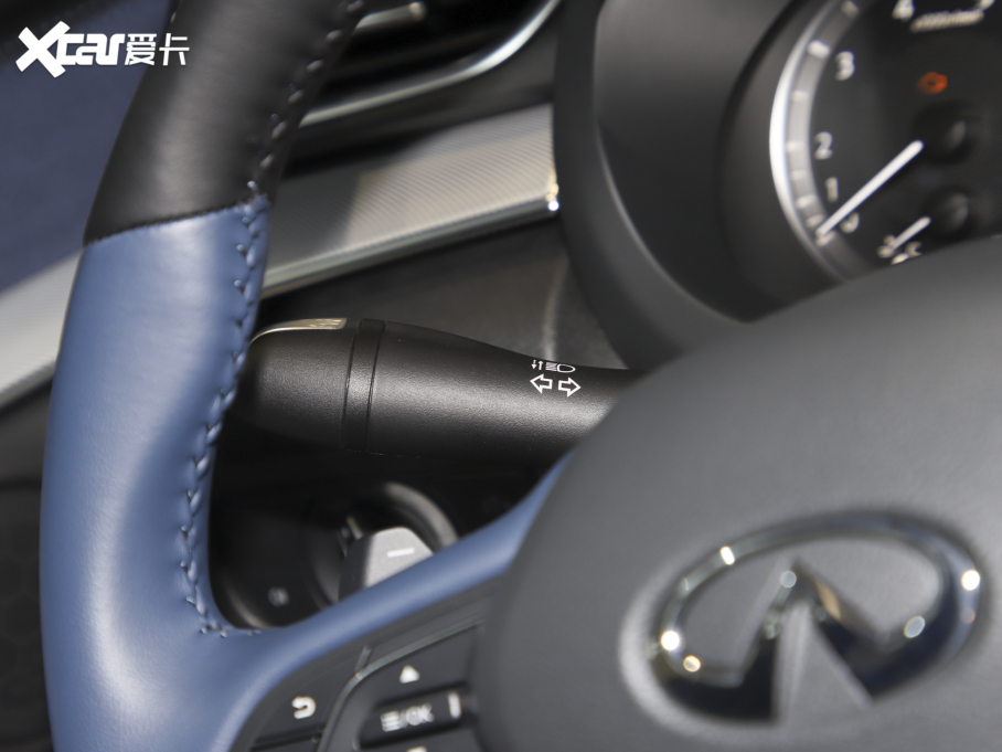 2022ӢQX50 2.0T WAVE