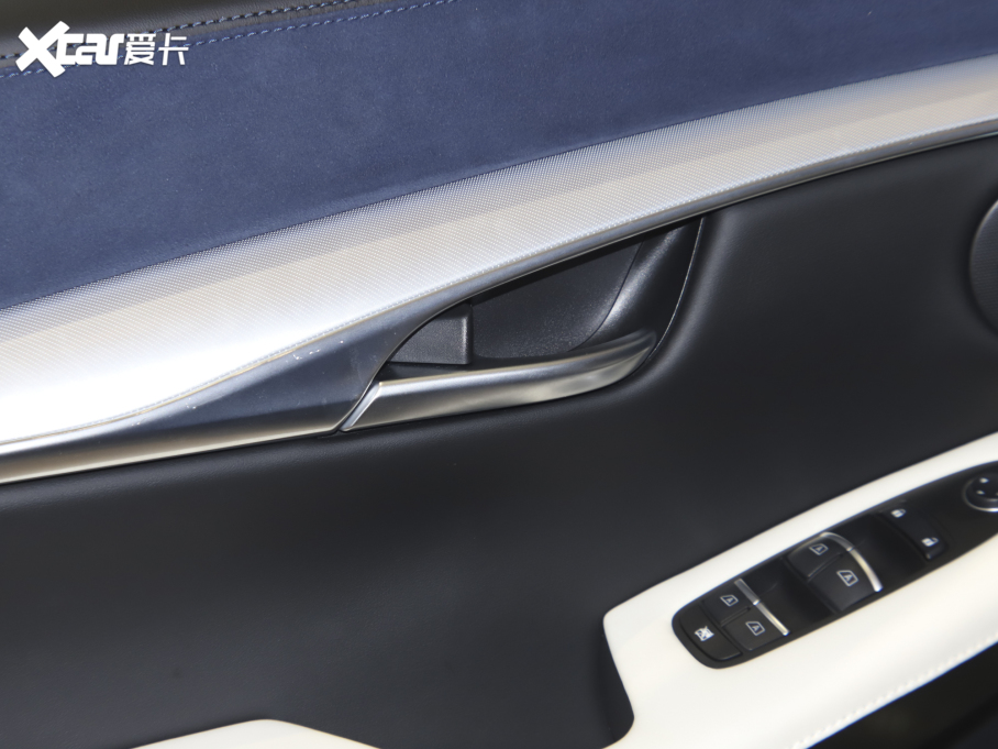 2022ӢQX50 2.0T WAVE